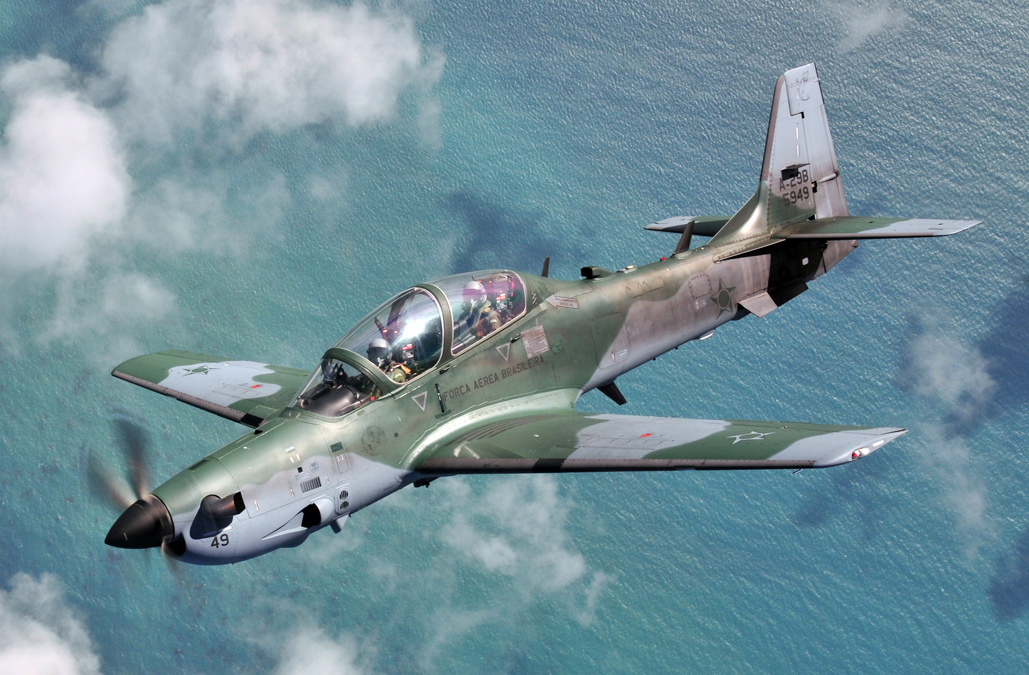 用到现在的螺旋桨式战机,巴西航空工业的骄傲——a-29超级巨嘴鸟