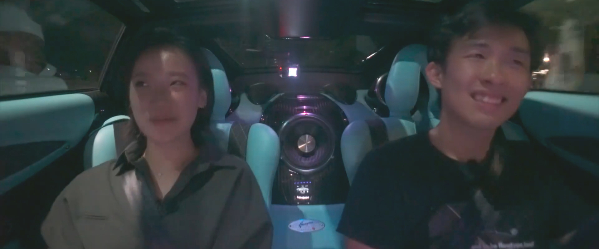 极速拍档nana是变性人吗?