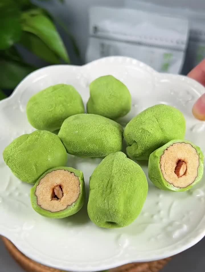 这个抹茶味的奶枣真的太好吃了-度小视