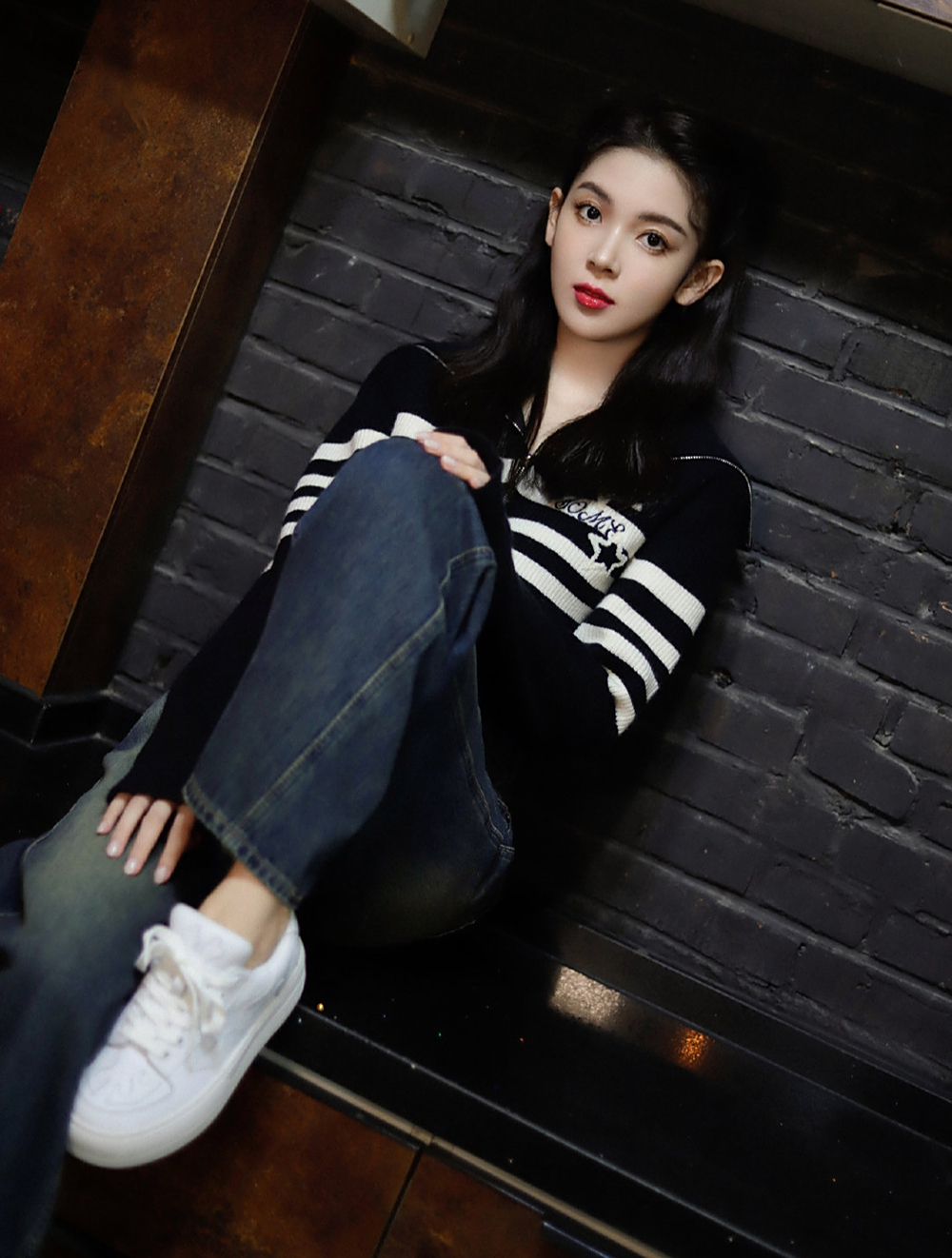 陈瑶1994年10月31日出生于四川省攀枝花市中国内地女演员