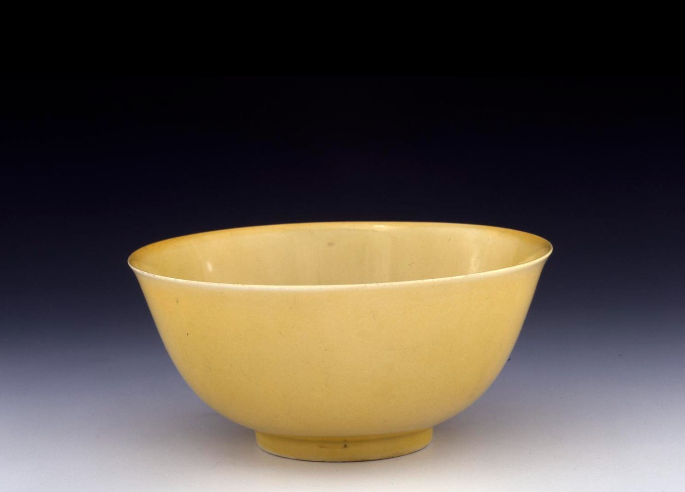 娇黄——弘治的黄釉瓷器