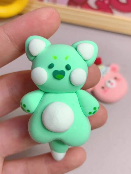 今天教大家捏一只可爱的嘟嘟猫吧～我的粘土 手工diy-度小视