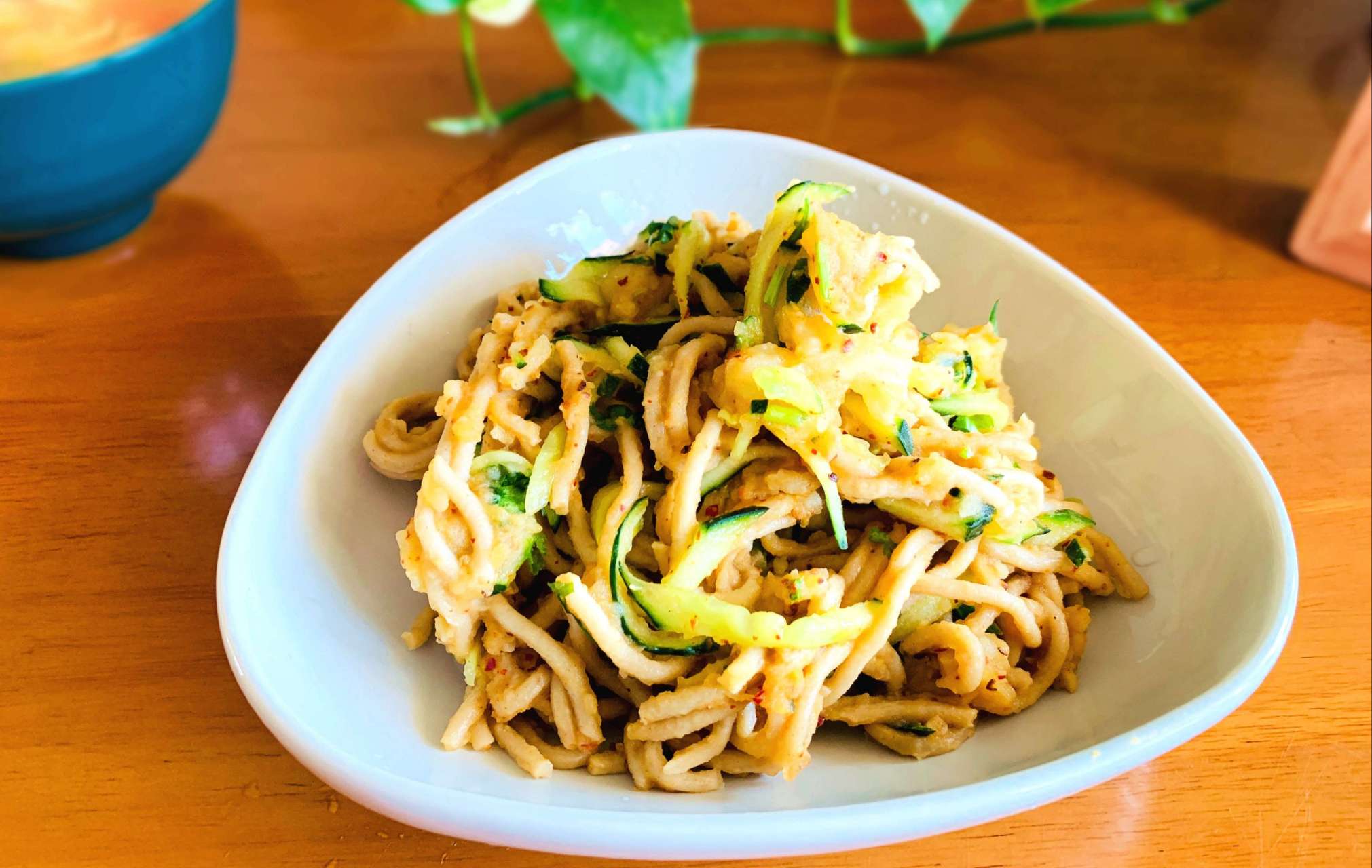 美好生活家# #美食教程# 凉拌莜面土豆泥是内蒙一道很有名的美食