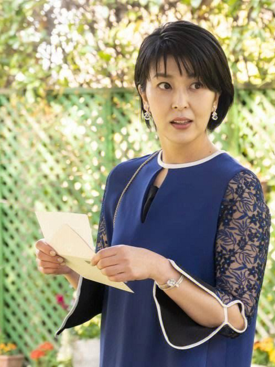 但被爱并不能抚平人的寂寞  《大豆田永久子与三名前夫》  "但被爱并