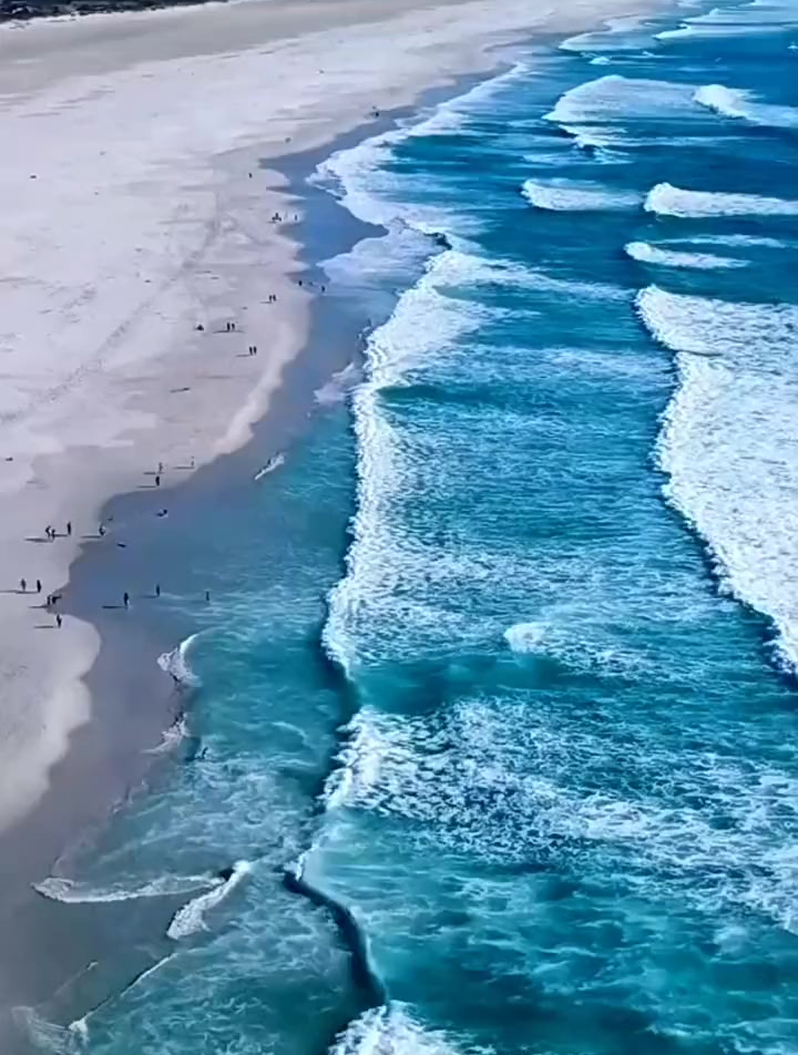 长江后浪推前浪,一浪高过另一浪