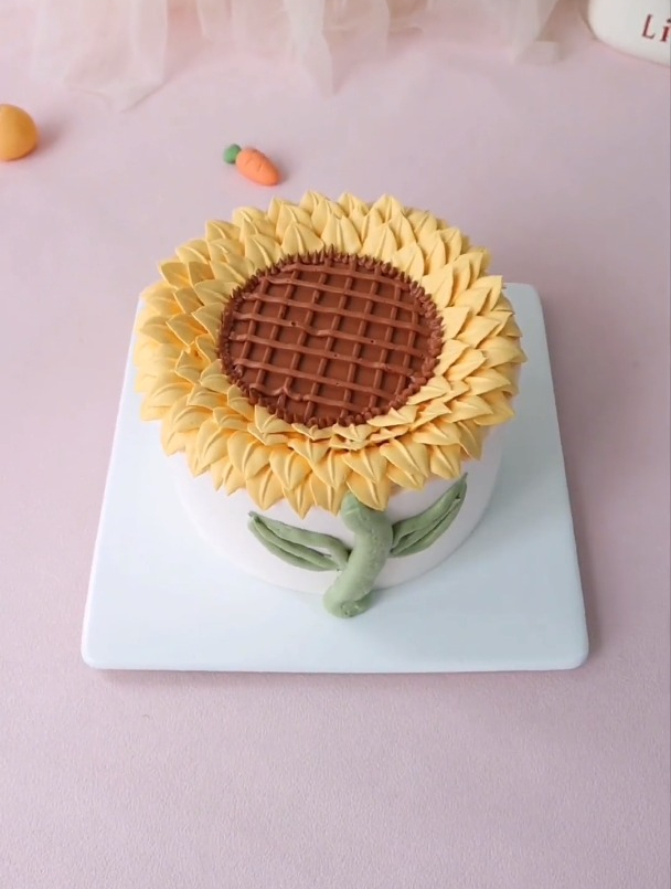 烘焙人的日常跟我学烘焙烘焙教学烘焙培训学校向日葵蛋糕讲解版