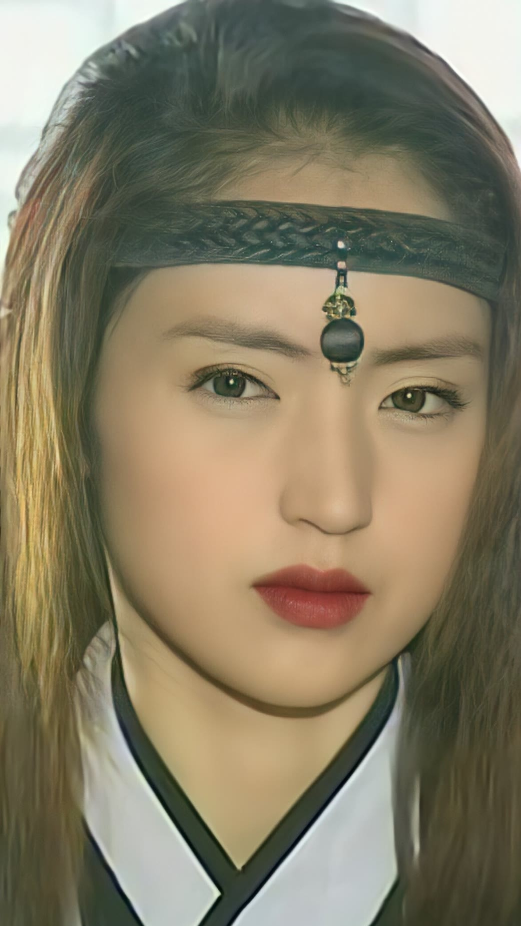 说到乔振宇,大家第一印象一定是电视剧《雪花女神龙》的欧阳明日