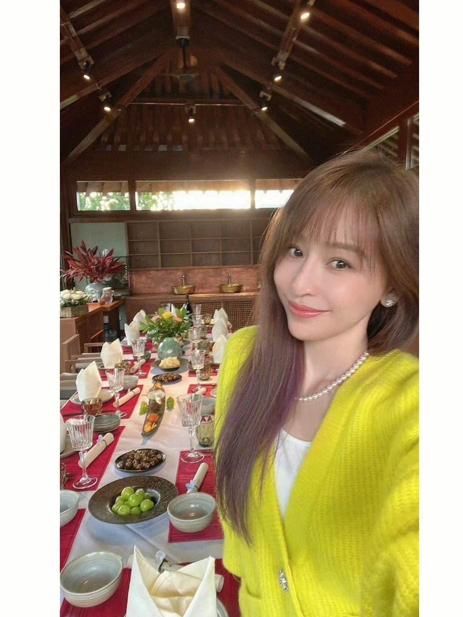 王心凌曝光近况,脸颊凹陷身材暴瘦成骨架,体重仅28公斤引争议