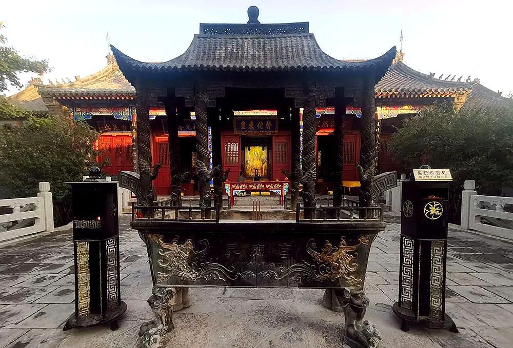 碧霞元君下庙泰山灵应宫|城中古道院 清静祈福地