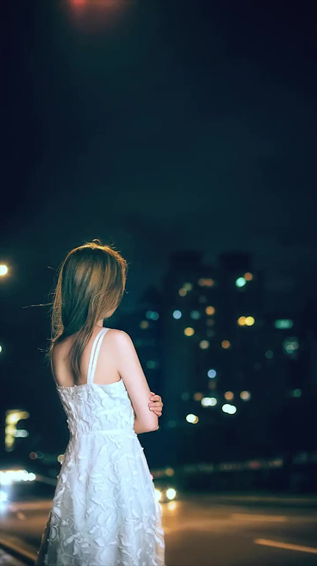 夜景总是这么伤感 你们有没有因为一个人崩溃过呢-度小视