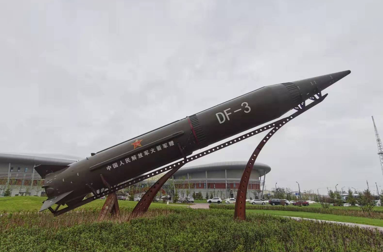 1987年,沙特花35亿美元买35枚东风-3导弹,如何千里迢迢运到中东