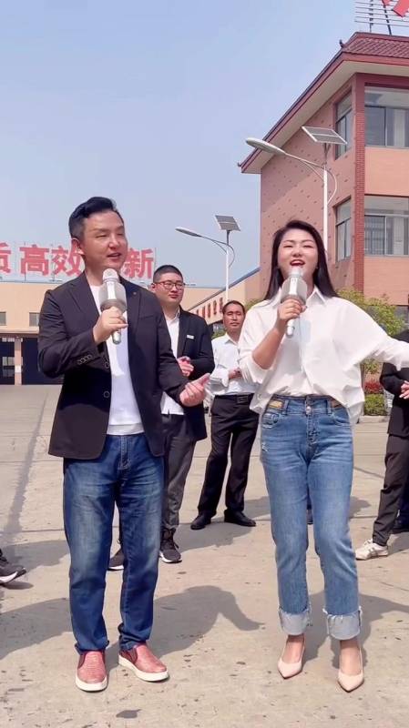 罗姣九歌双脚踏上幸福路