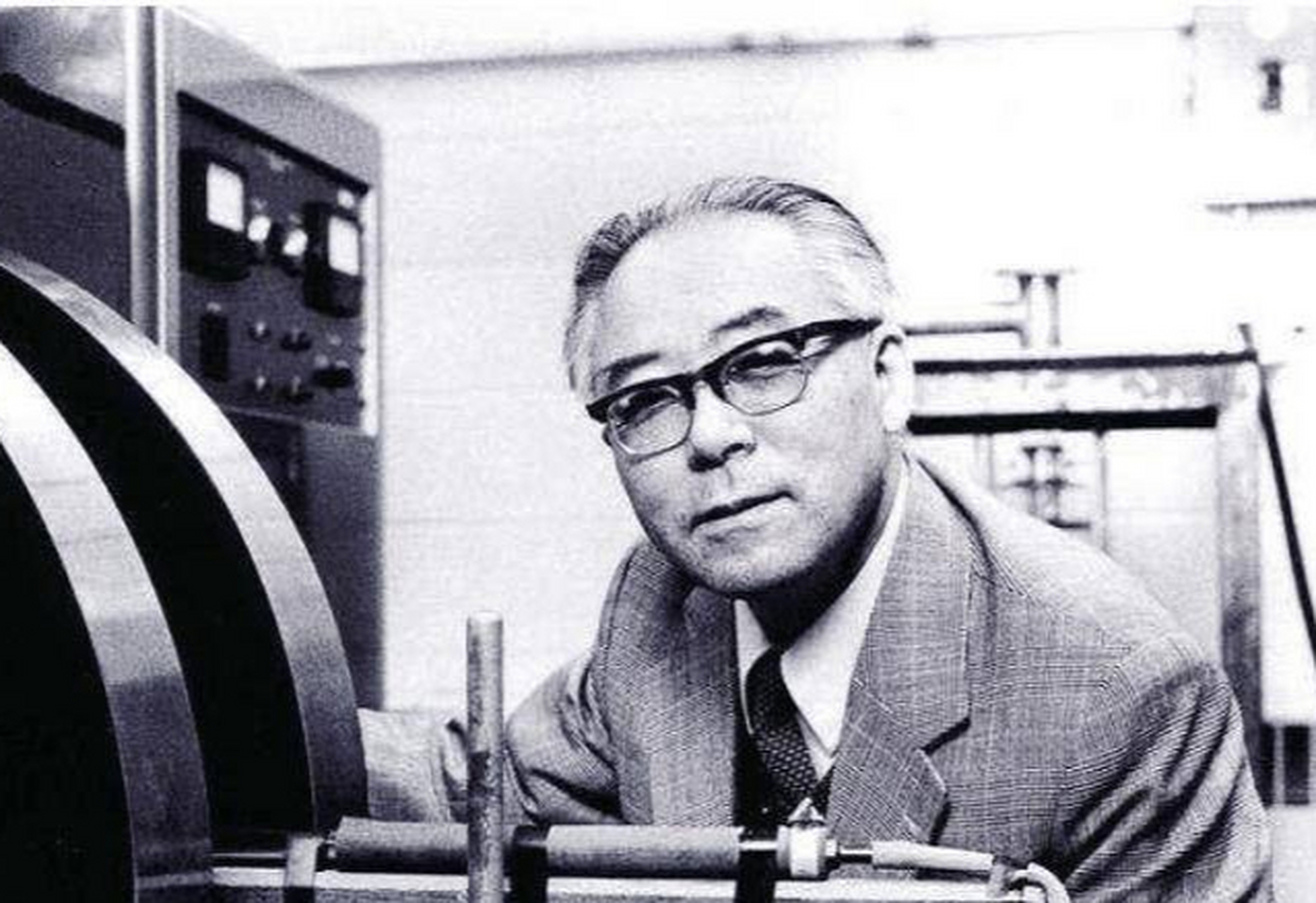 1941年,清华学霸林烨公费留学,学成后却加入美籍,还帮美国造导弹威胁