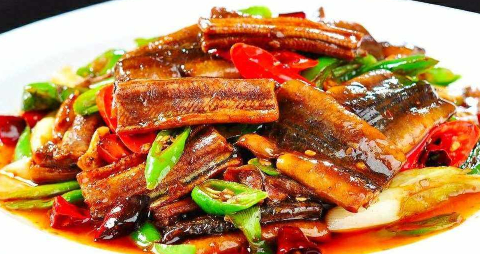 爆炒鳝鱼:一道色香味俱佳的家常佳肴