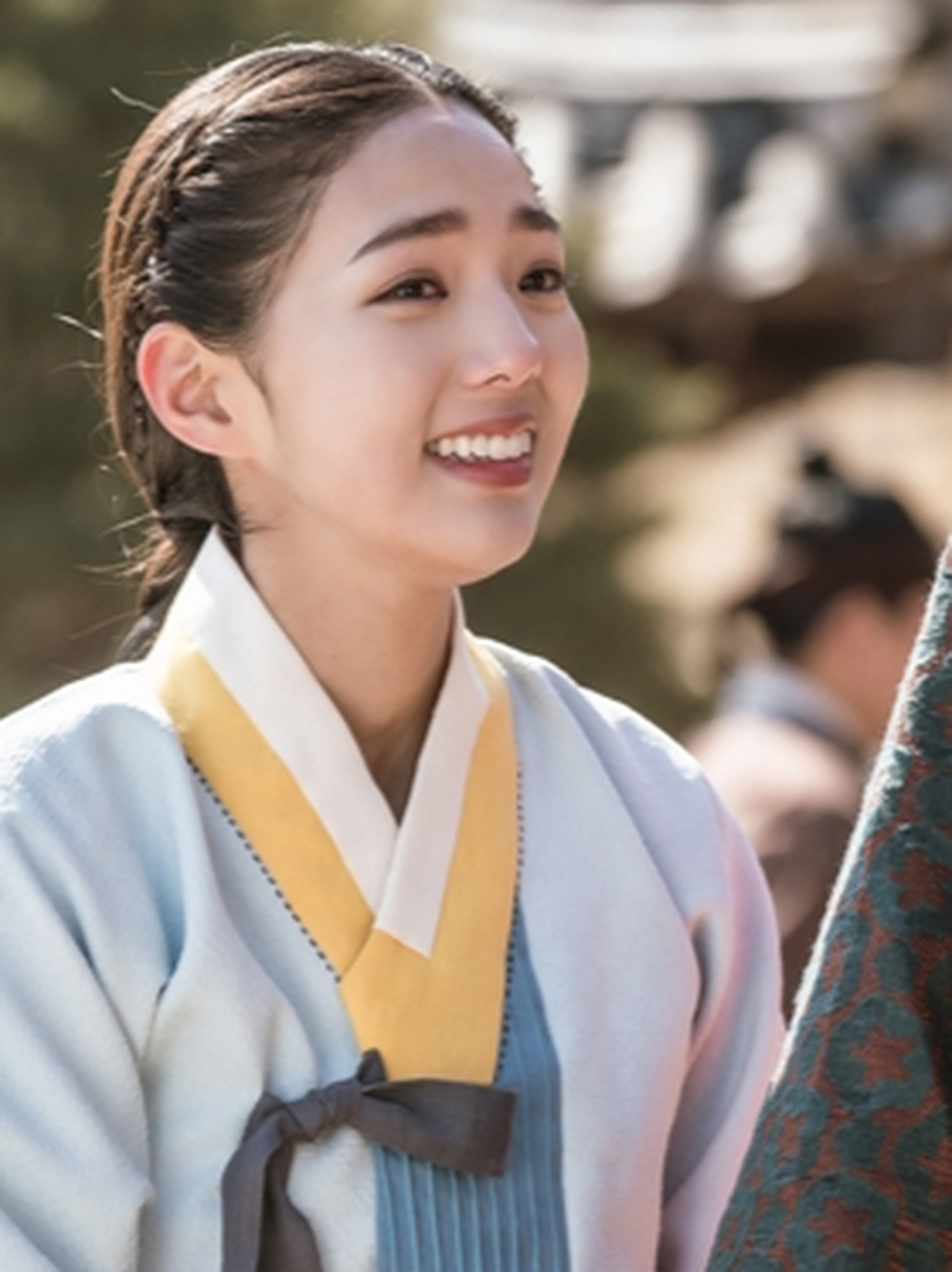 感情共鸣 力荐大家 《逆贼:偷百姓的盗贼》 是一部好剧,虽然没有很高