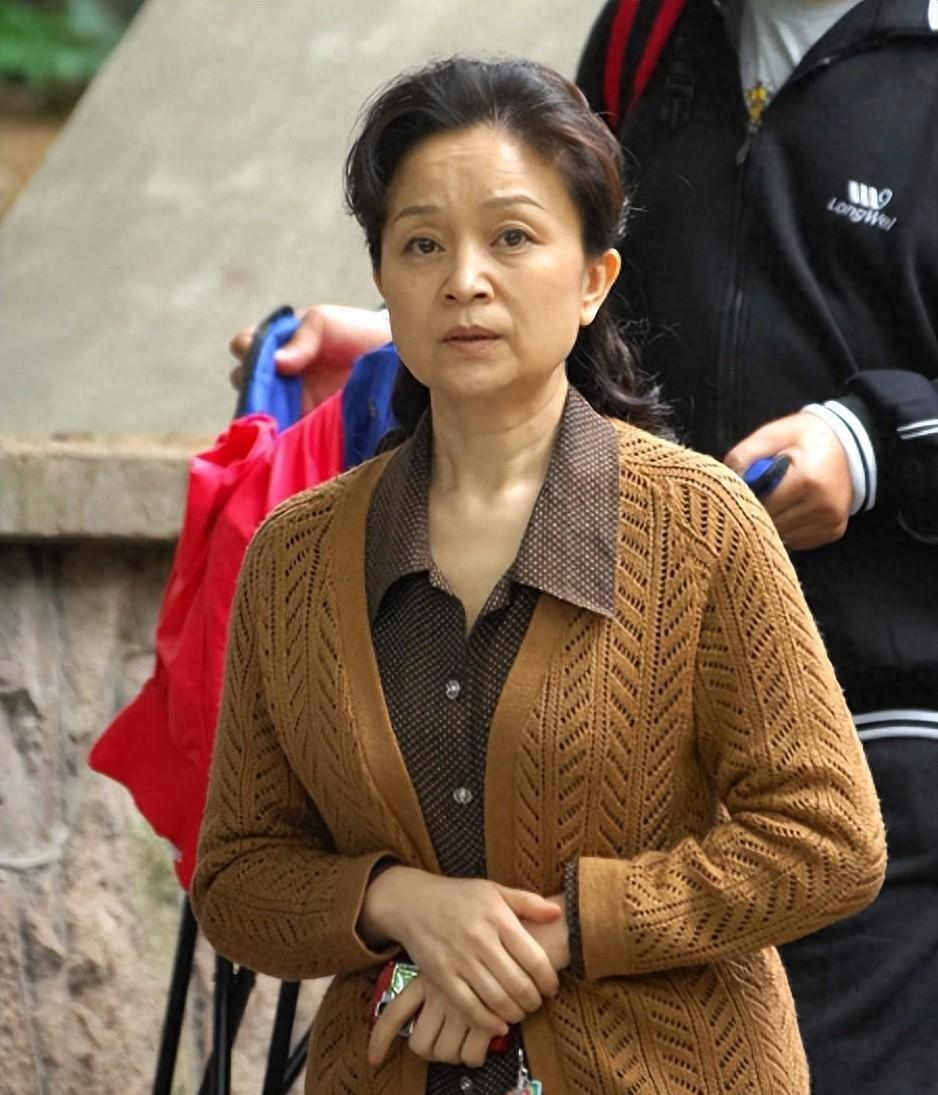 知名演员"巧姑"刘莉莉:离婚后二婚嫁富商,也会为大龄女儿烦恼