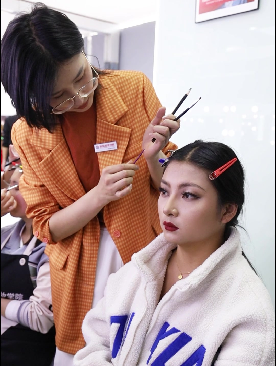 悦风美妆学院上课花絮-度小视