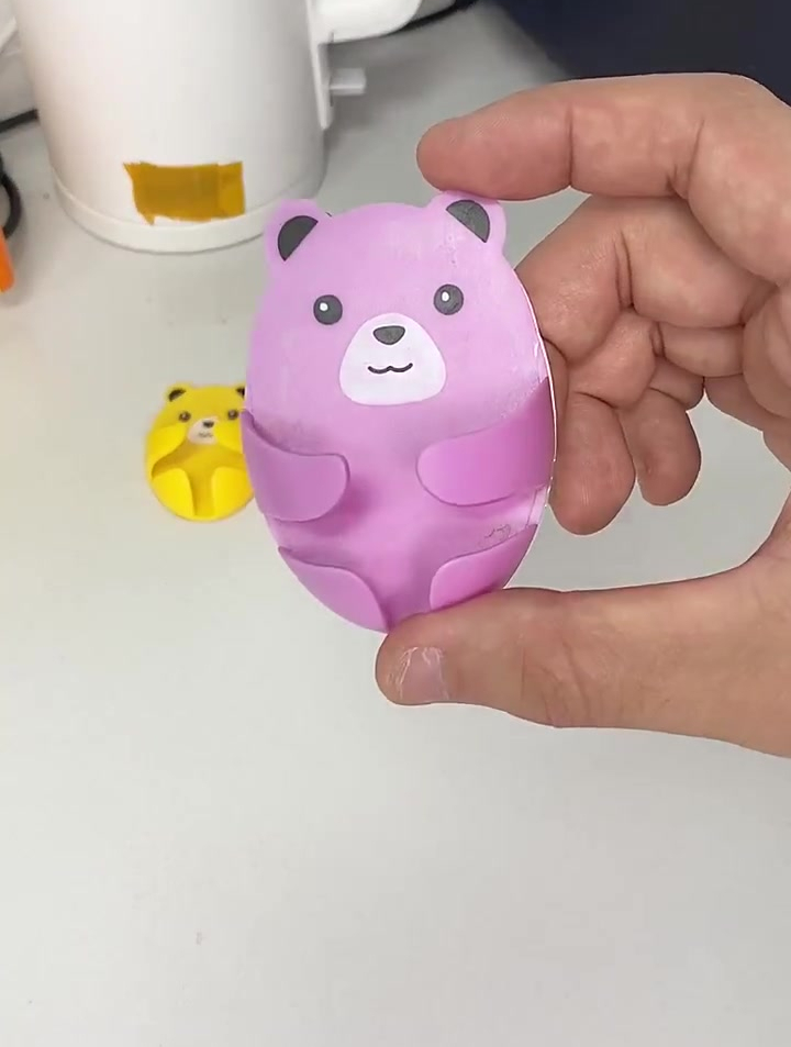 插头挂钩,用完的插头收纳更方便