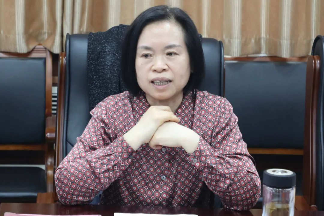 上海富婆陈金霞:丈夫去世后,她继承财产开始打拼,如今身家百亿