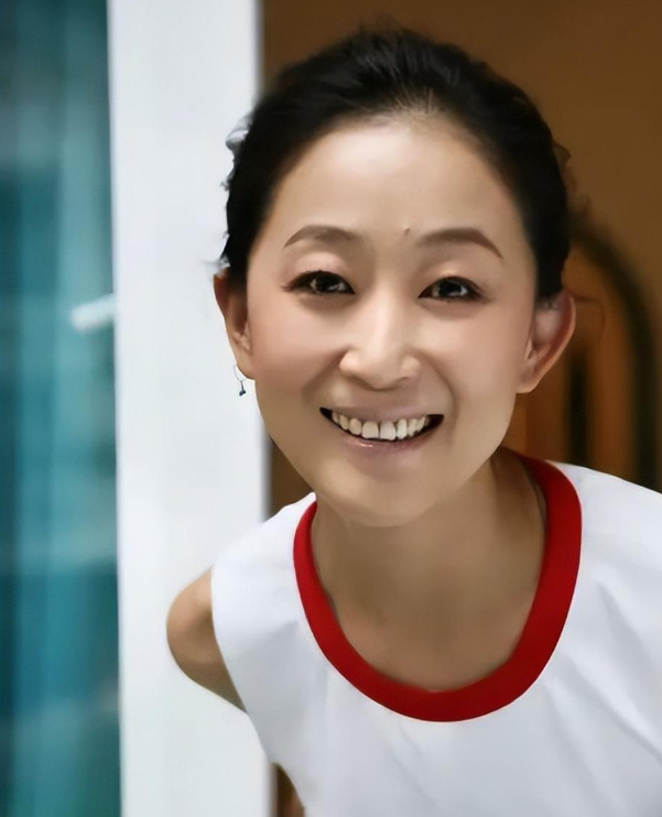 巫刚和前妻15年婚姻无儿无女却和不婚不育的陈瑾在一起21年