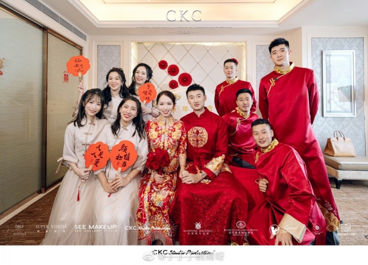 儿子李京龙大婚,59岁李春江喜笑颜开!