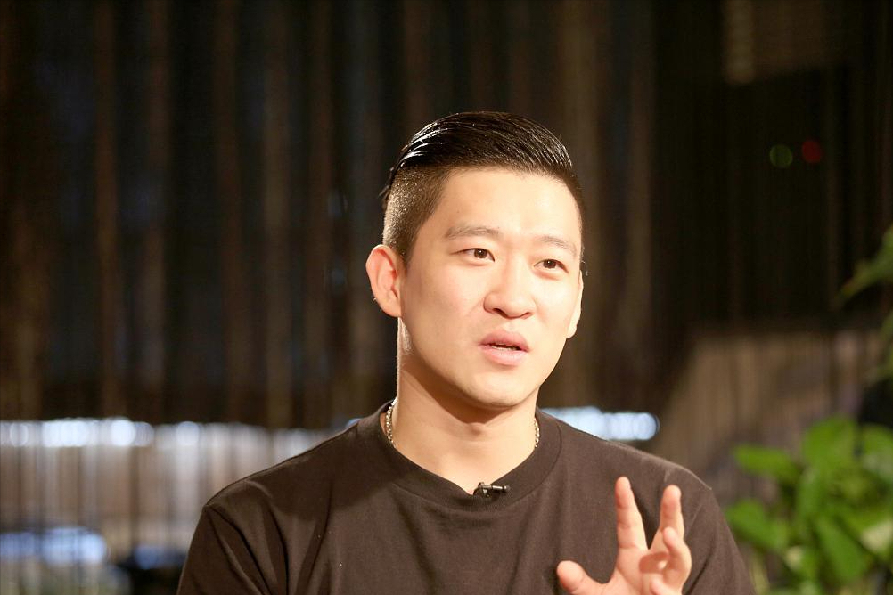 刘云天:曹云金离开德云社另有原因,只因王惠突然下跪反将他一军