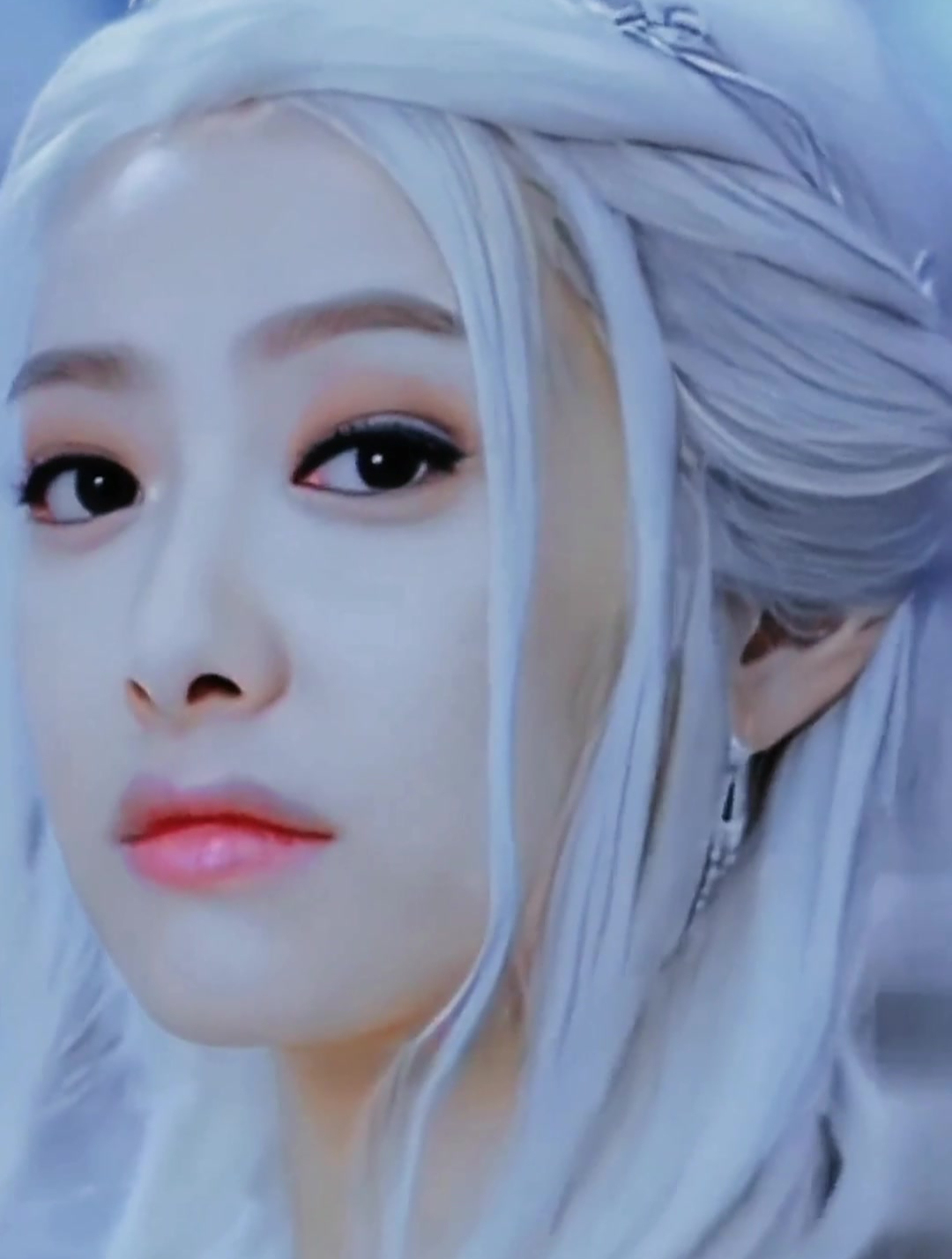 宋茜幻城里白发造型终于曝光,美到网友跪求同款仿妆