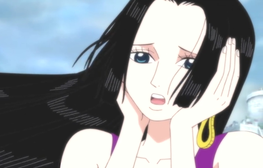 路飞老婆是谁?别争了,罗宾早把他宠得不行,网友:是当儿子宠