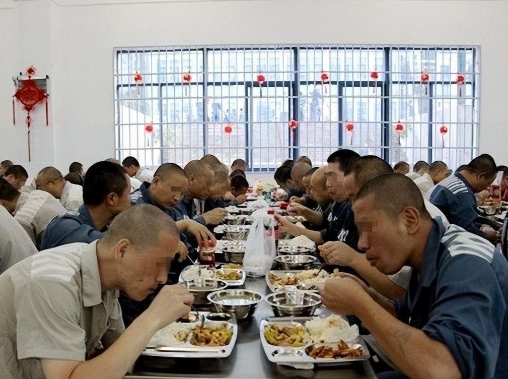 被判无期的人每天在监狱里干些什么说出来你或许不信