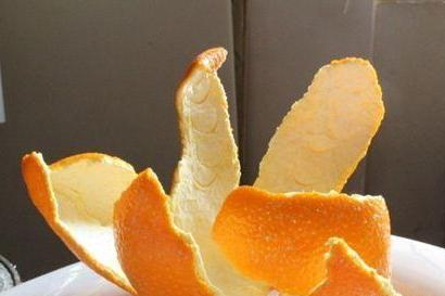 吃完橘子,皮别扔,坚持用橘皮敷肚脐,身体会收获什么好处?