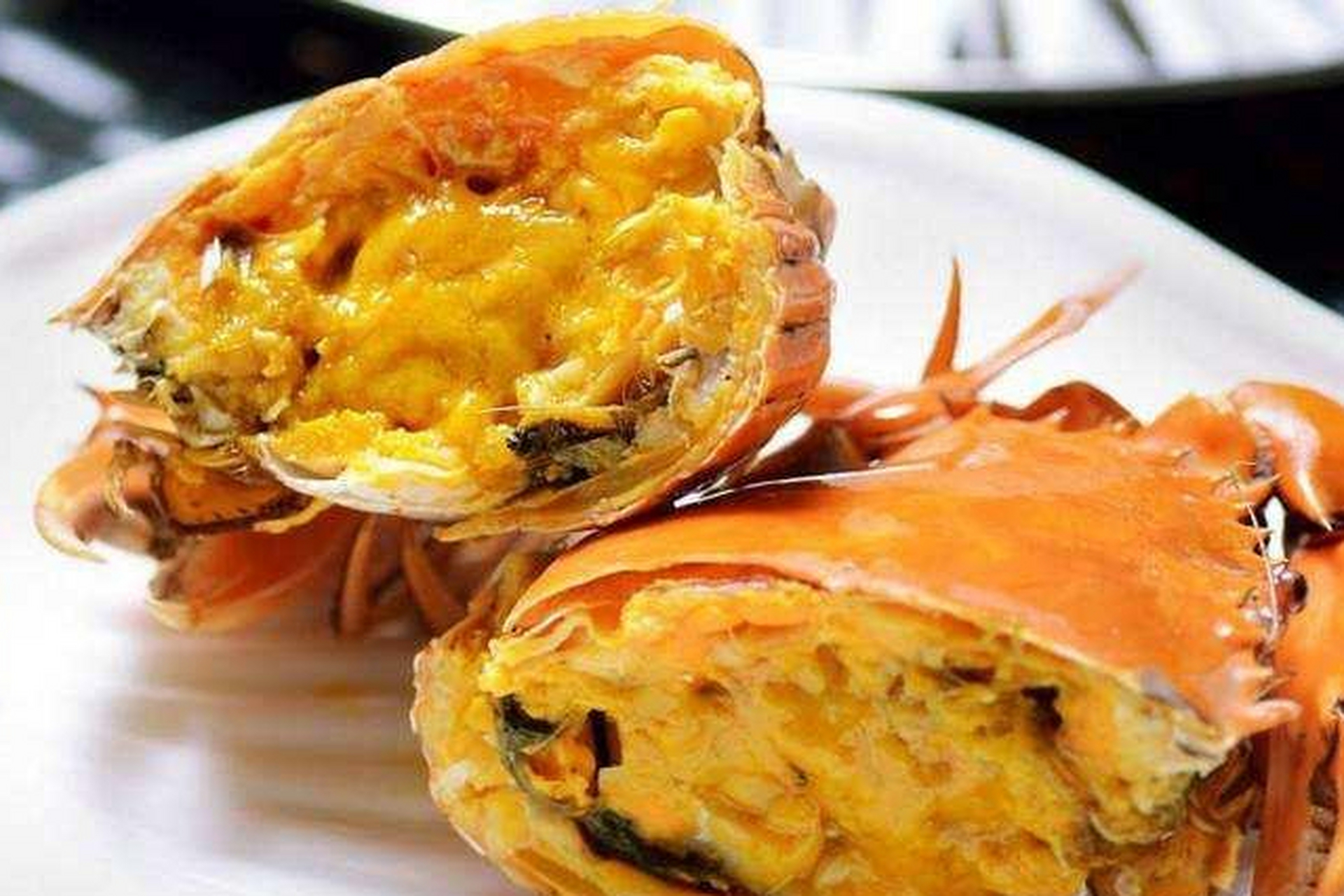 网红黄油蟹一只2000元 临近中秋,广东广州"蟹中之王"黄油蟹上市.