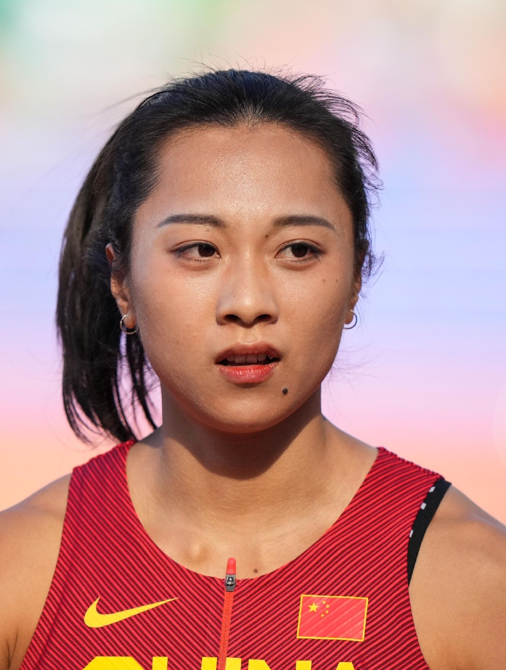 中国女飞人国际百米夺冠,竟遭国人嘲讽,只因私密纹身惹怒网友2-度小视