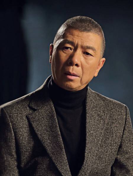 当众让成龙难堪,冯小刚付出了多大的代价?第1集-度小视