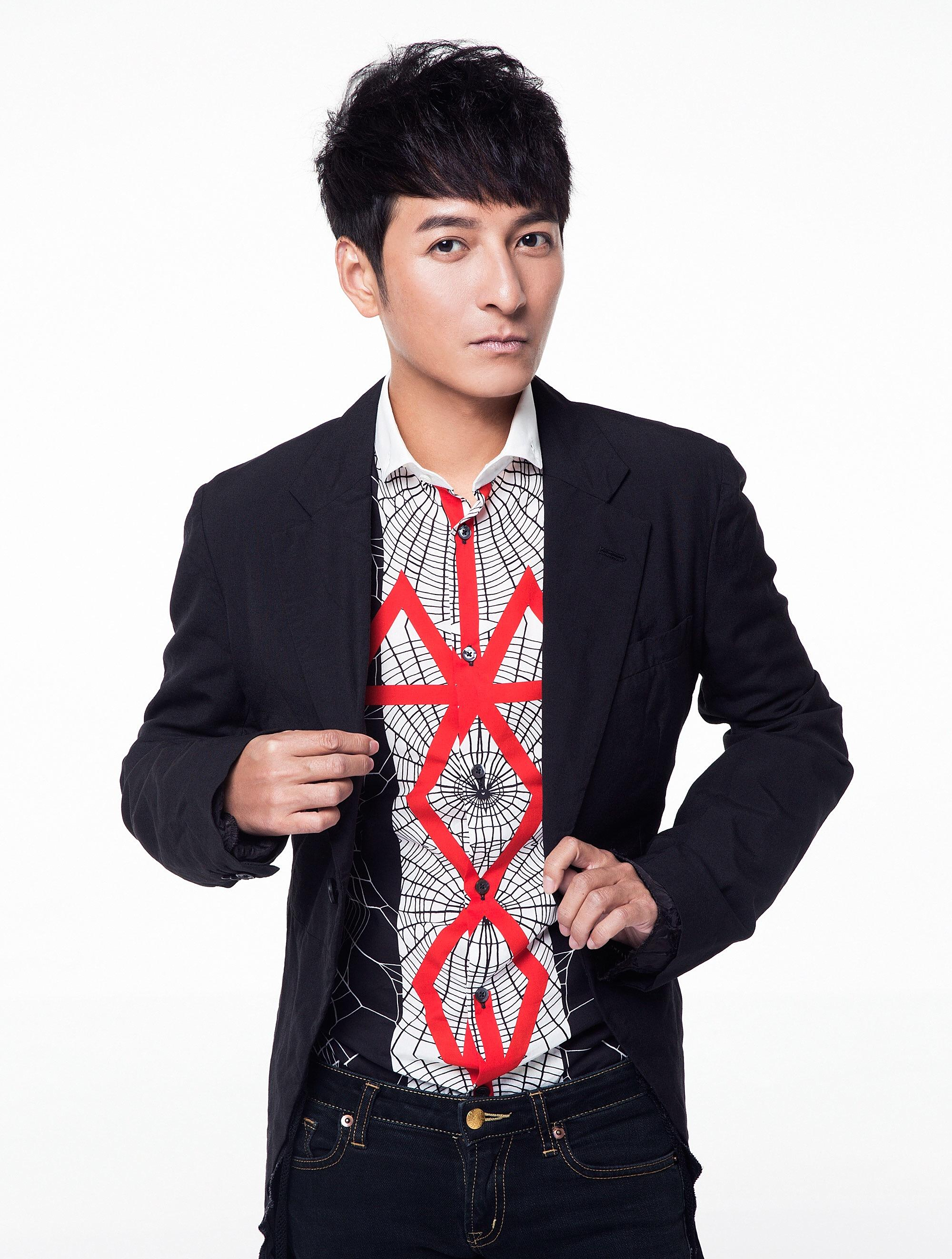 "神秘主持"李维嘉,拒加王菲好友,有实力却保持低调1-度小视