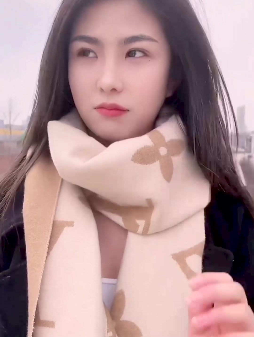 暗恋了三年的女生她今天答应我做我一天女朋友竟然可以这样