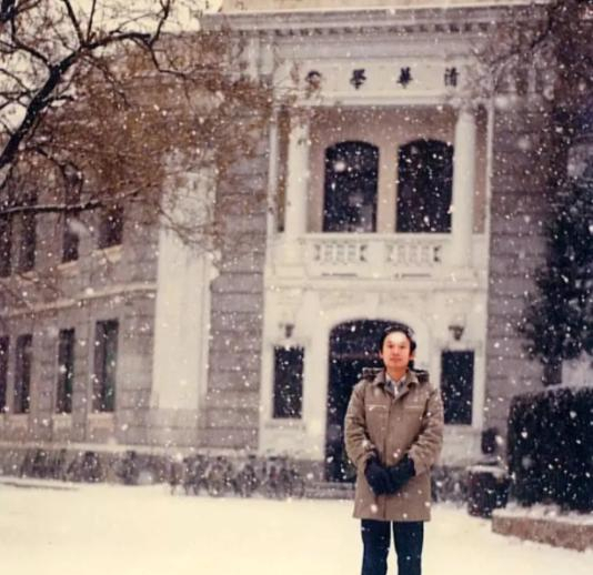 回顾人生赢家徐航:坐拥千亿资产,妻子年轻貌美,曾经"日赚三亿"