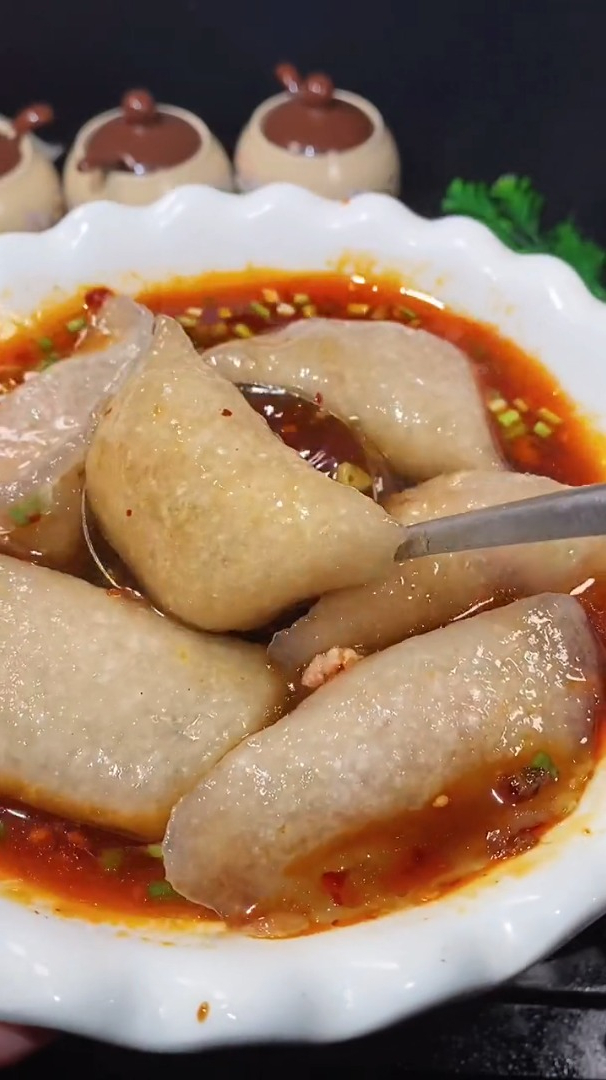 做梦也没想到用豆角包出来的红薯粉饺子,竟然如此的好吃