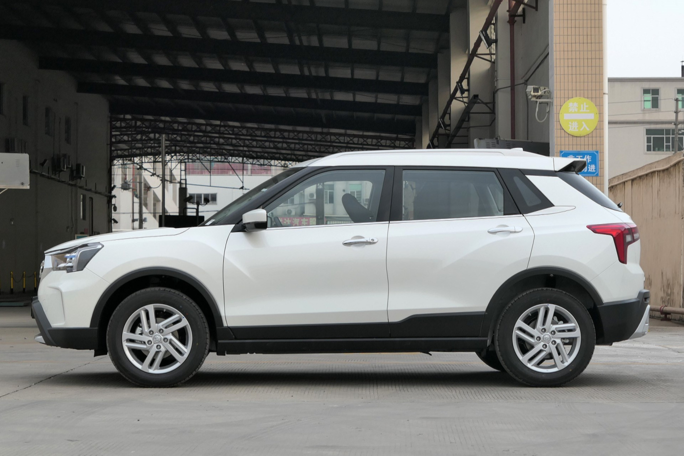 新车丨2022款东风日产启辰t60上市,售8.68-11.28万元