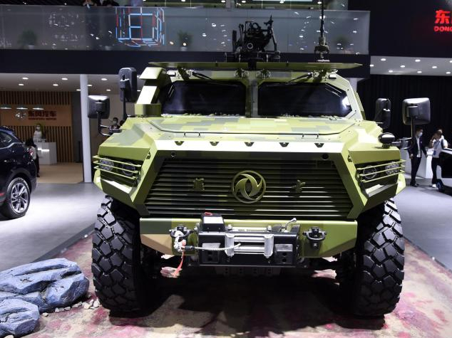 这辆车还"只可远观不可亵玩",东风汽车第三代军用猛士