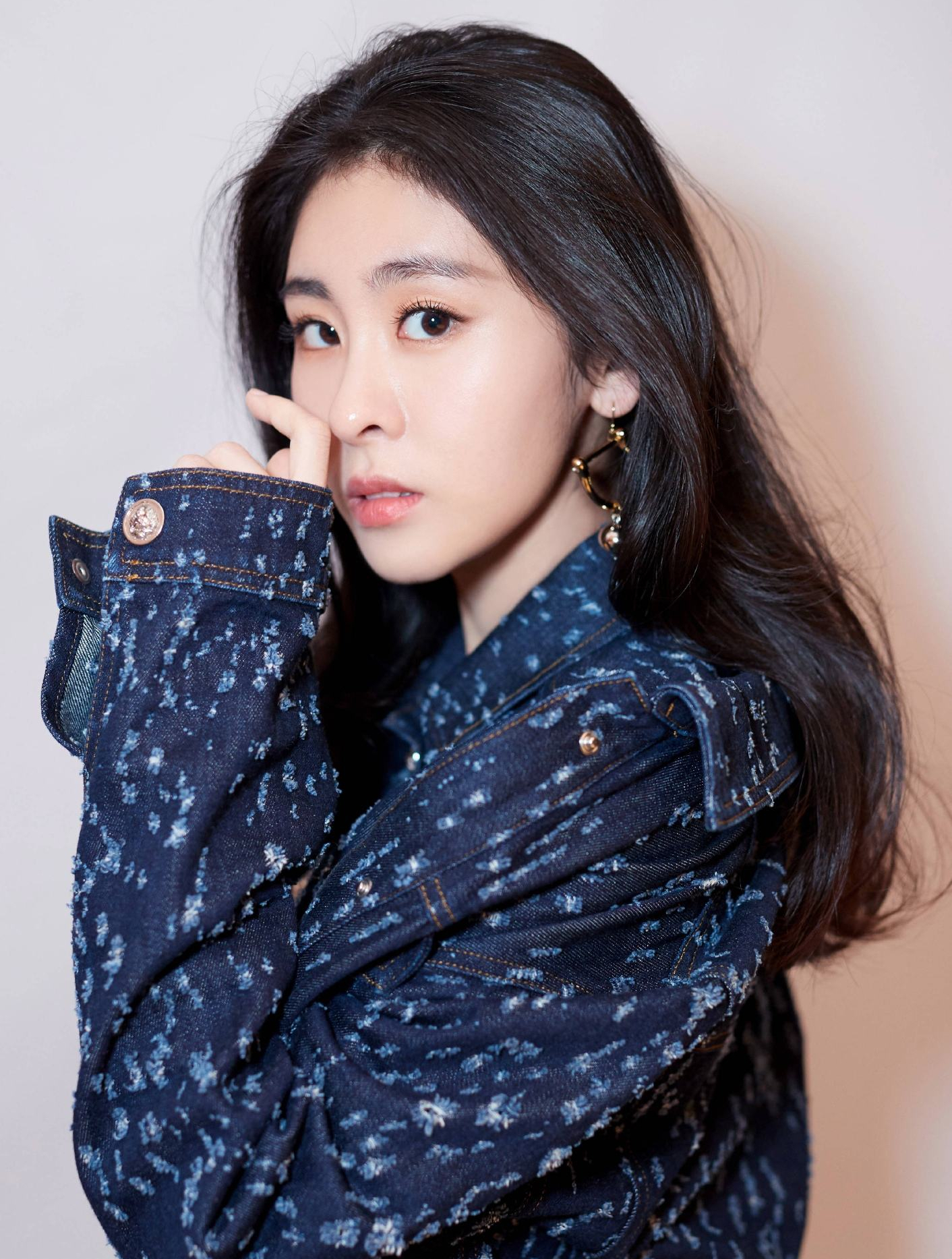 "人生赢家"张碧晨,远赴韩国遭霸凌,回国逆袭成ost女王2-度小视