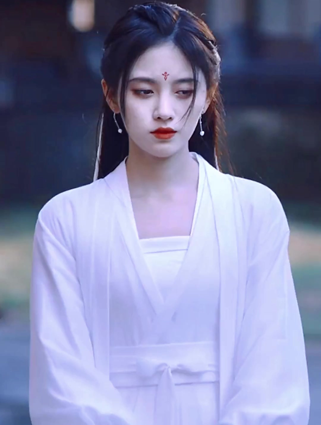 鞠婧祎的古装扮相太美太仙,每一张都想做壁纸,简直百看不厌