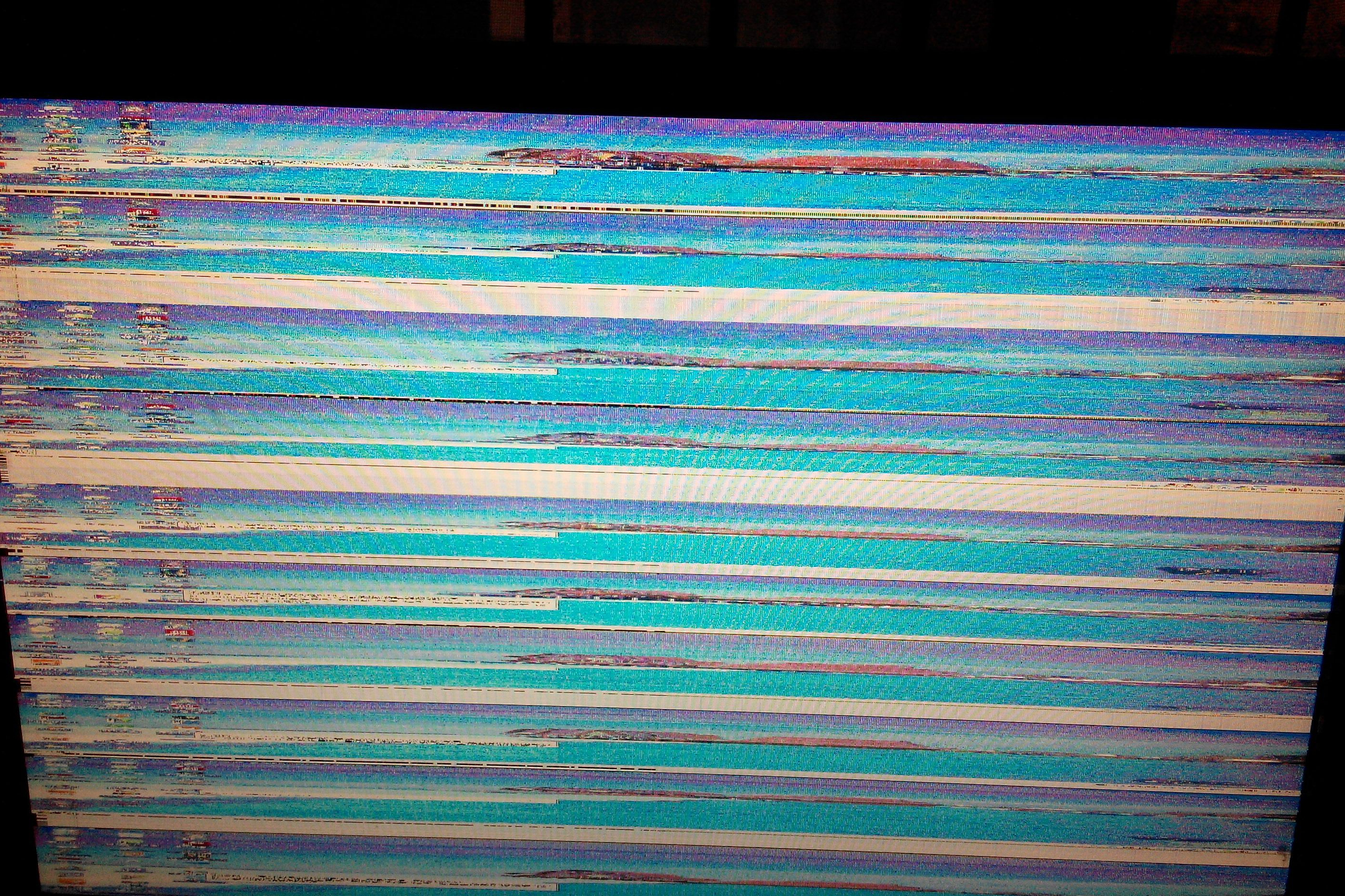 显示器闪烁抖动,这是什么原因?