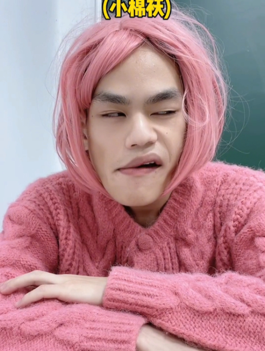 牛爱花 在李伟身上我好像看到了自己年轻时的影子-度小视