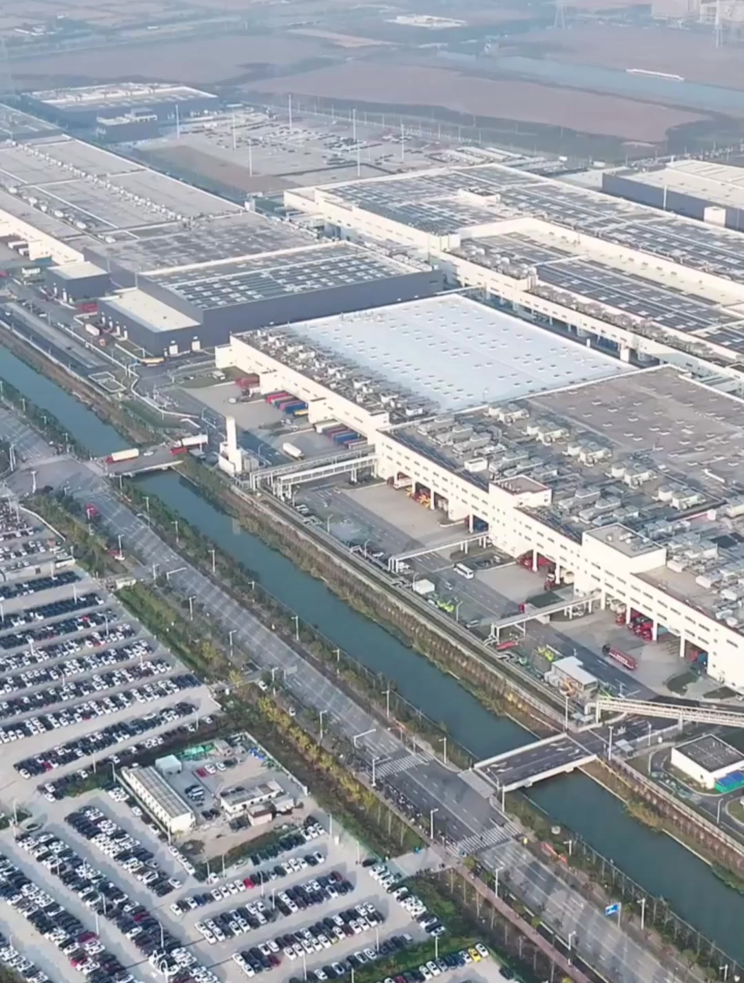特斯拉上海超级工厂,占地面积86万平方米
