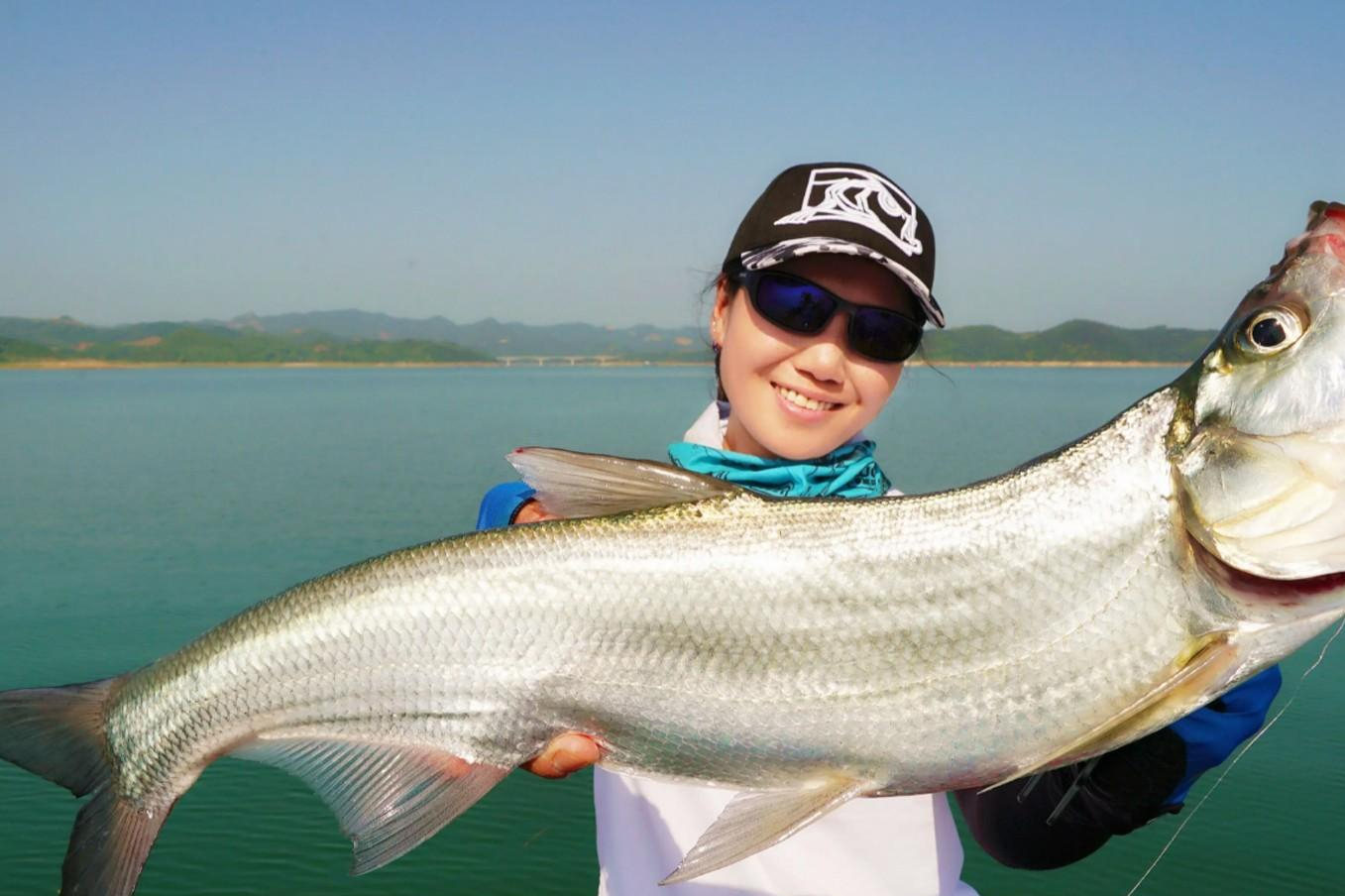 钓翘嘴鱼时,把两旁打闭口的这3个秘诀,建议钓友们都看看