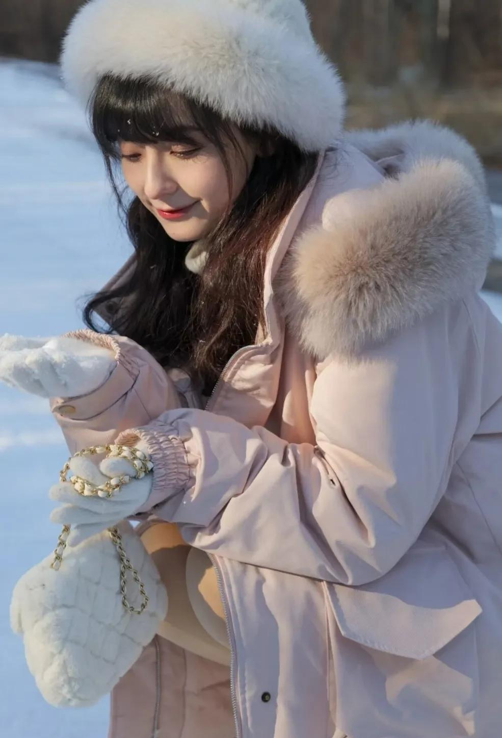 女人到了中年还能保持年轻态,皮肤好,身材好,一般有这6个习惯