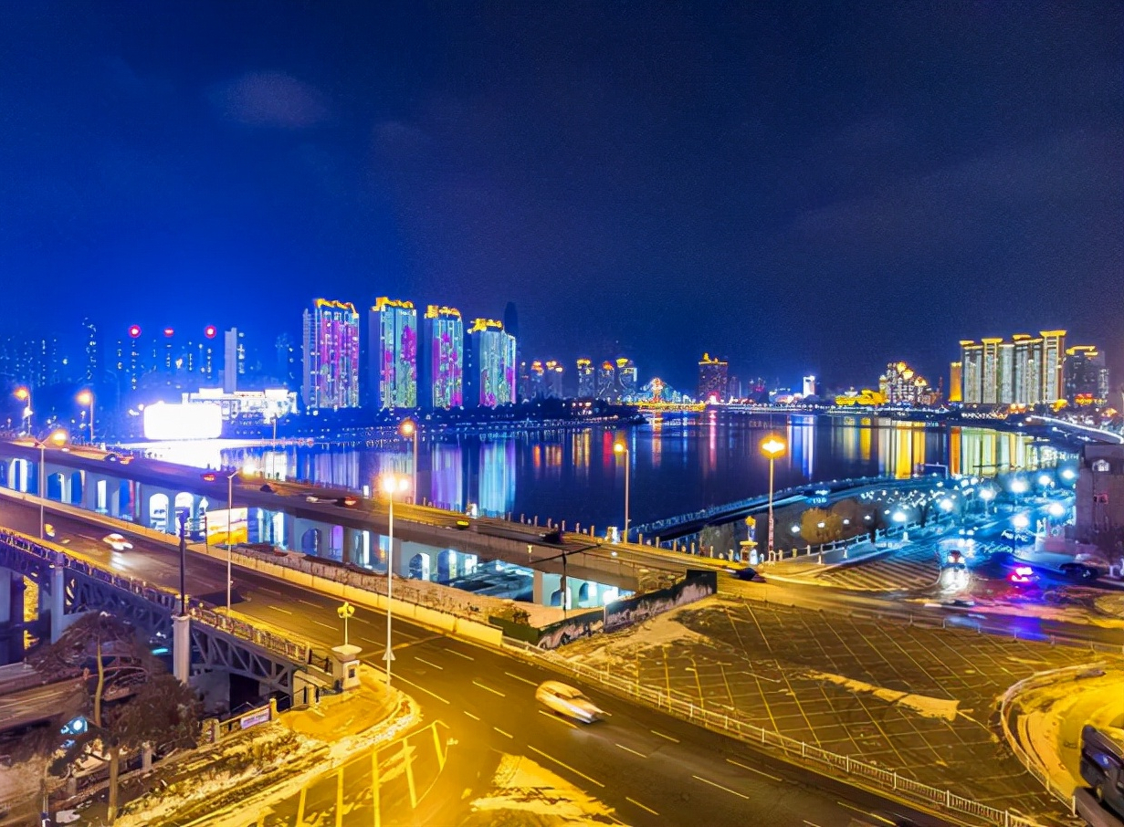 吉林市冬季夜景照片图片