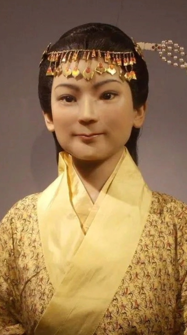 穿越千年文明的辛追夫人是渴望与谁再相见吗?