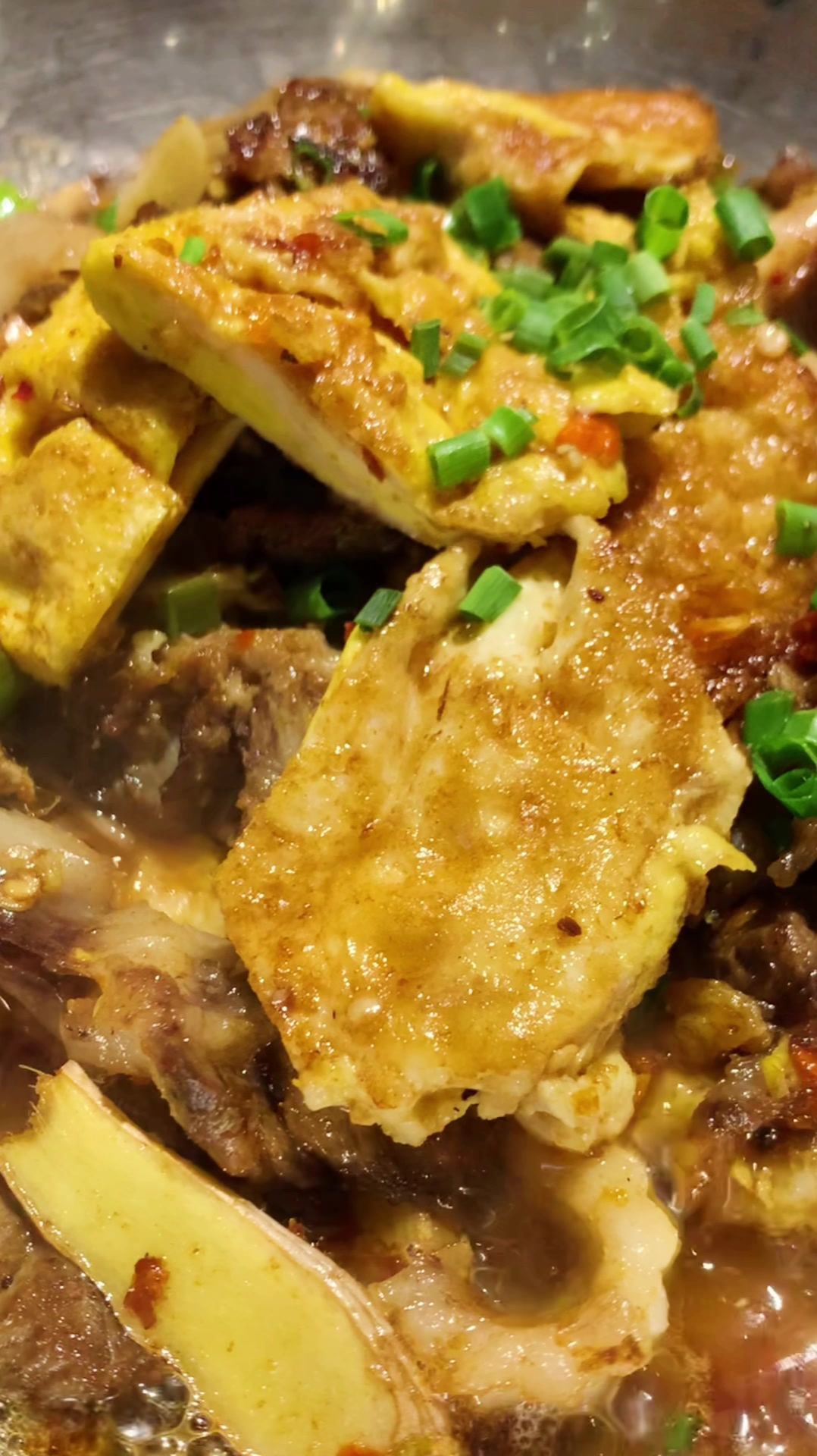 拆骨肉焖荷包蛋,美味又营养-度小视