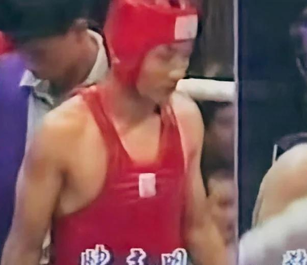 纪实:"香港膝王"陈志明敢跟老大向华强翻脸,疯狂过后就是代价